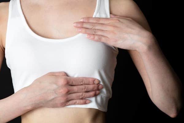 changement protheses mammaire quand faut il changer protheses mammaires docteur jerry levy chirurgien esthetique paris