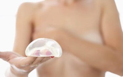 Nouvelle prothèse mammaire à vie : mythe et réalité