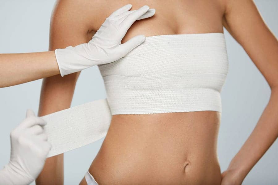 quelles differences entre une cicatrice round block et une cicatrice en t augmentation mammaire dr jerry levy chirurgien esthetique paris